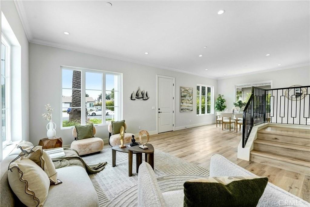 107 N Parkwood Ave - Photo 5 of 25