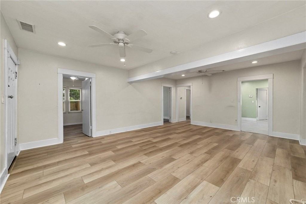 316 E Foothill Blvd - Photo 7 of 32