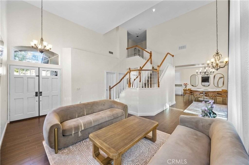 27503 Wellsley Way - Photo 3 of 25