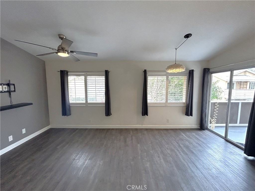 3719 Oak Creek Dr - Photo 7 of 22