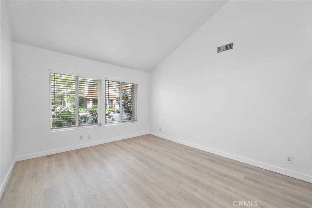 15 Romero - Photo 6 of 17