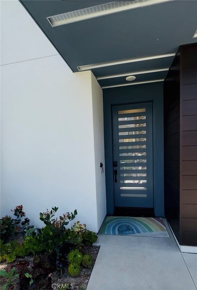 16246 Dawn Way - Photo 2 of 17