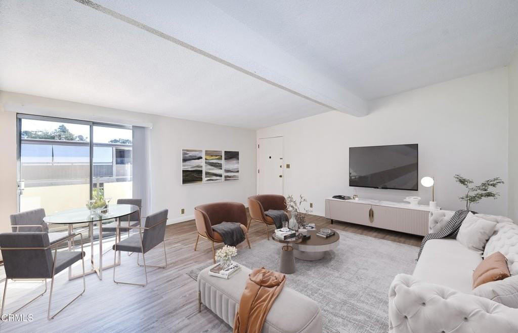 2707 Montrose Ave #10