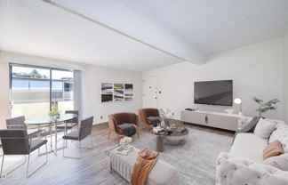 2707 Montrose Ave #10 - Photo 1 of 1