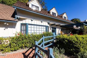 featured image of 4053 Cromwell Ave