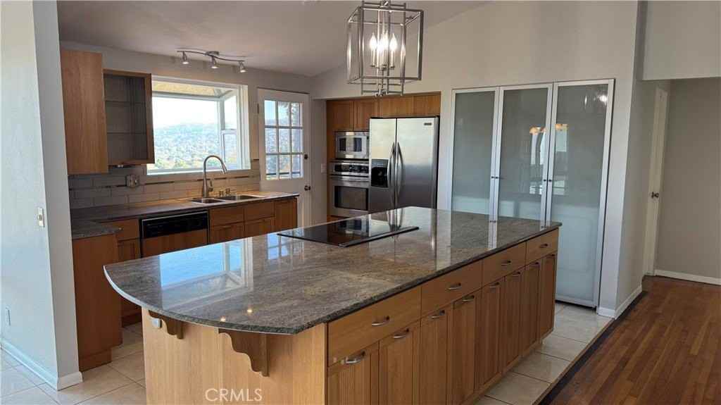 5020 Willow Wood Rd - Photo 5 of 20