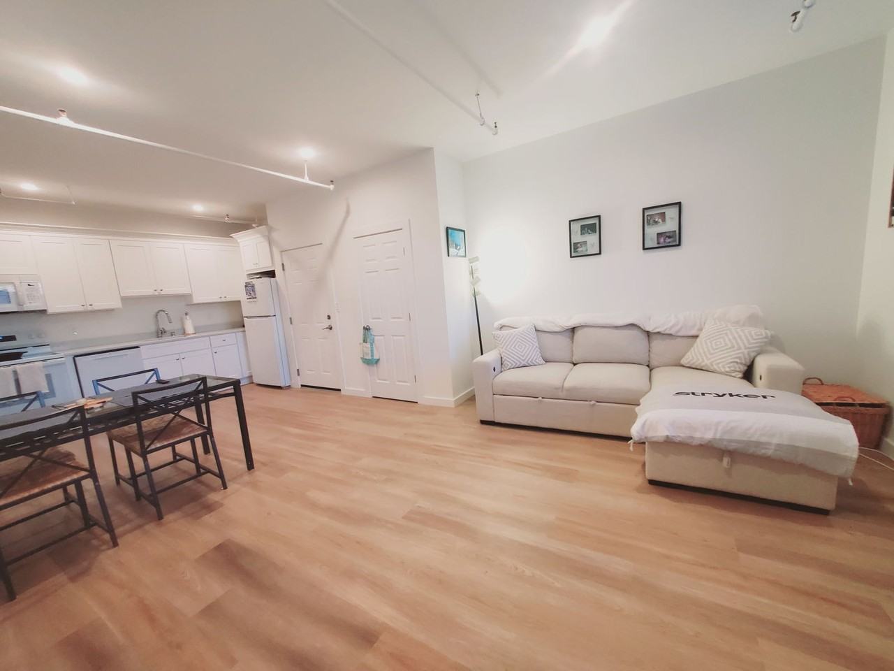 29 Parker Ave #5 - Photo 4 of 8