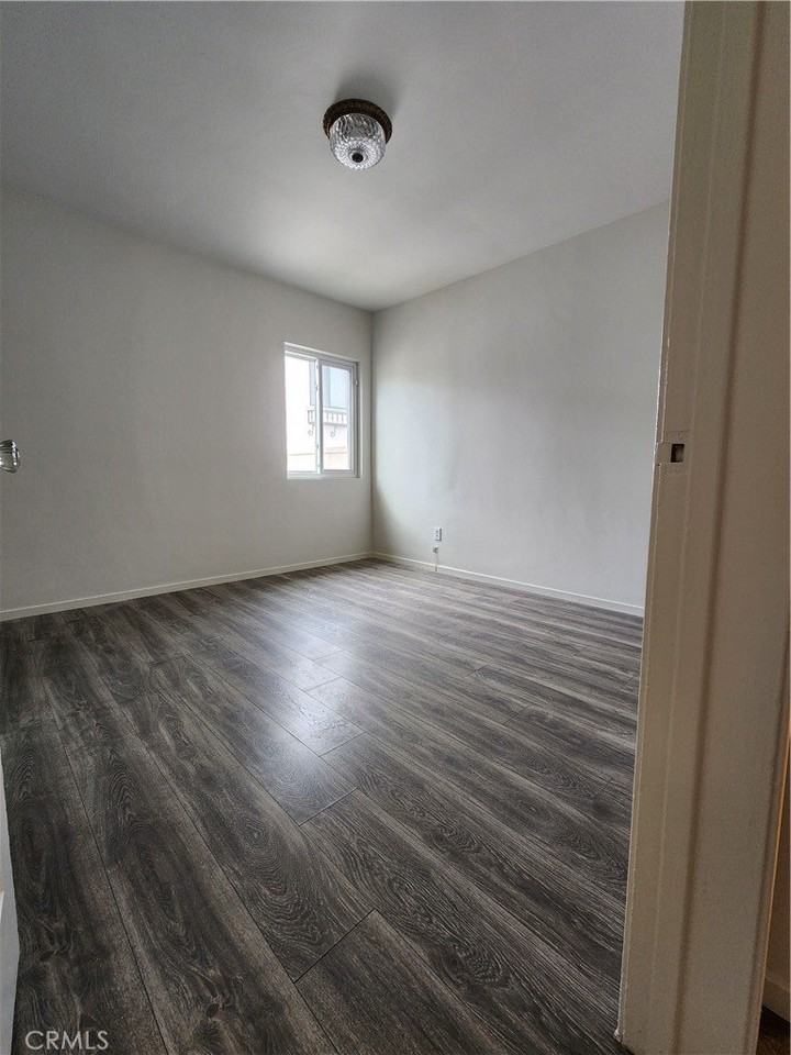 2838 May Ave - Photo 4 of 24