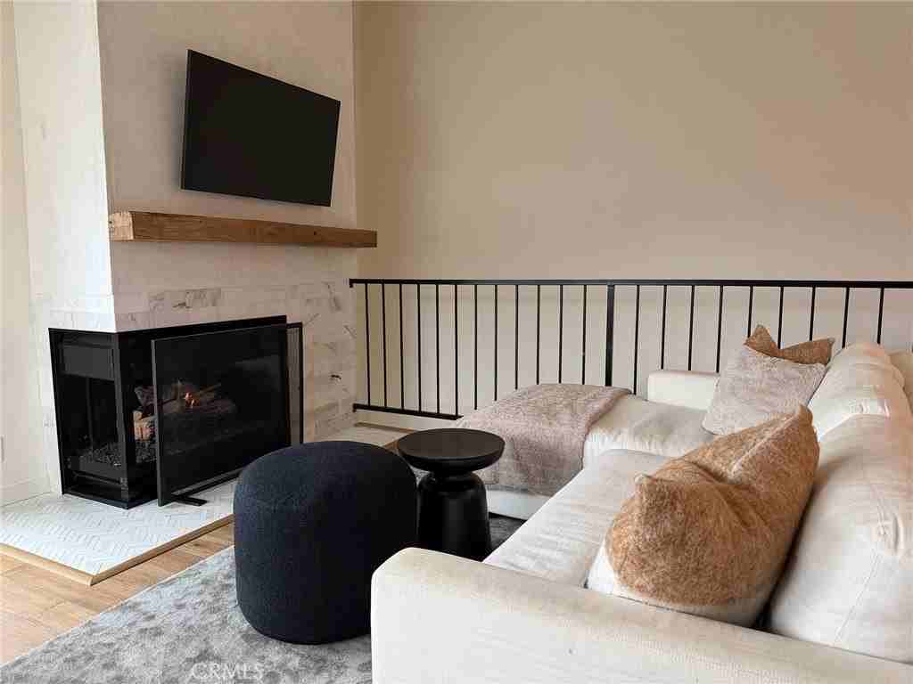 1401 12th St #B - Photo 6 of 38