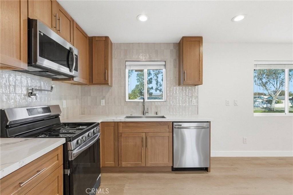 1206 Kornblum Ave - Photo 5 of 18