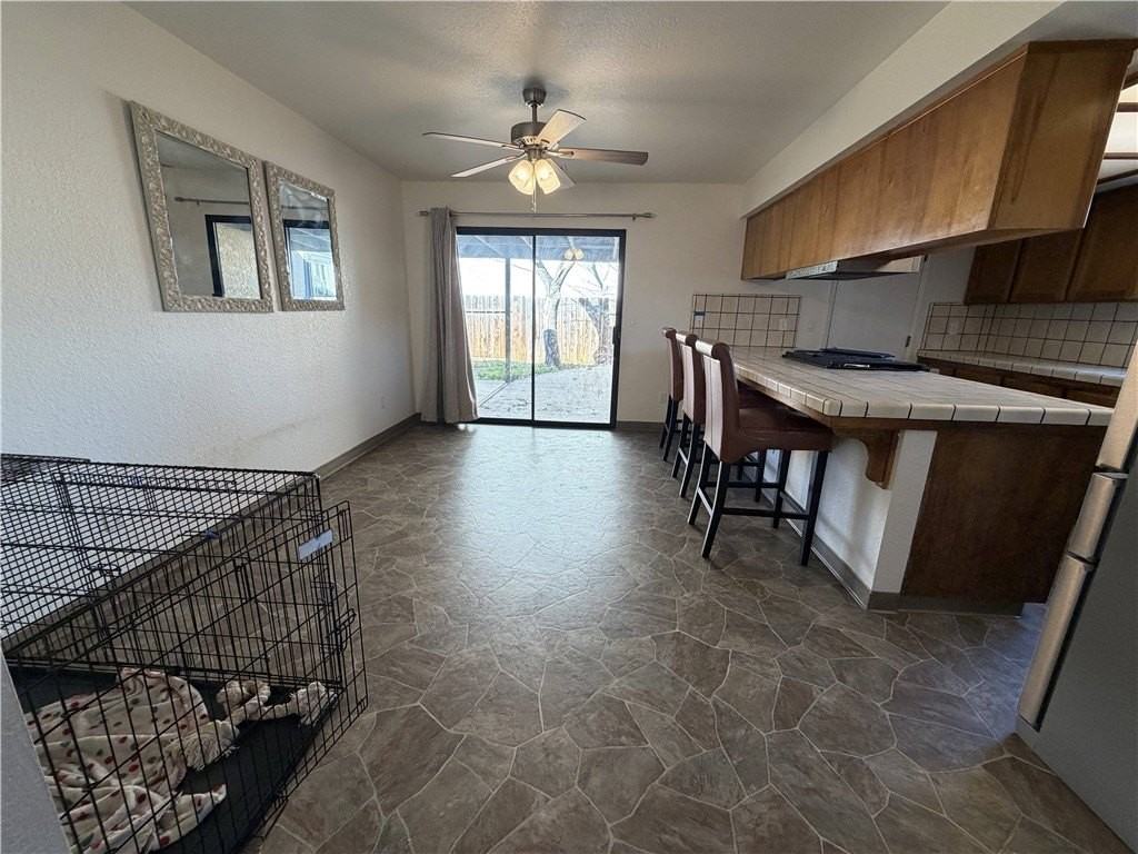 115 Rosemary Dr - Photo 7 of 21