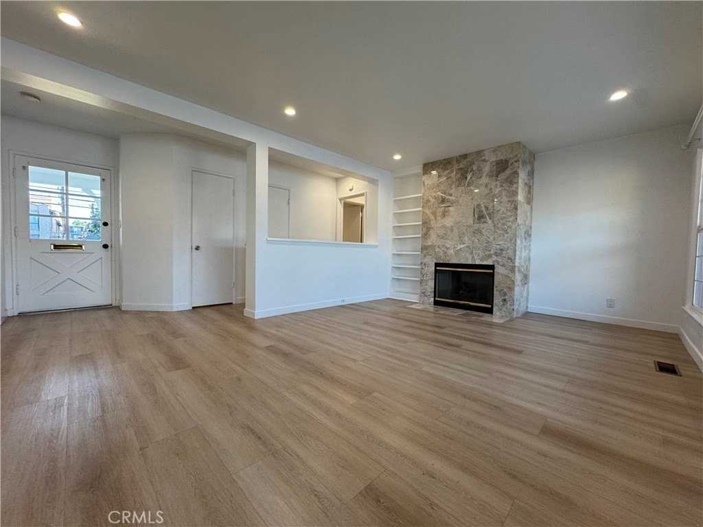 22051 Vanowen St - Photo 2 of 15