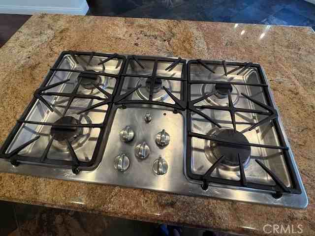 2778 Delpha Ct - Photo 5 of 34