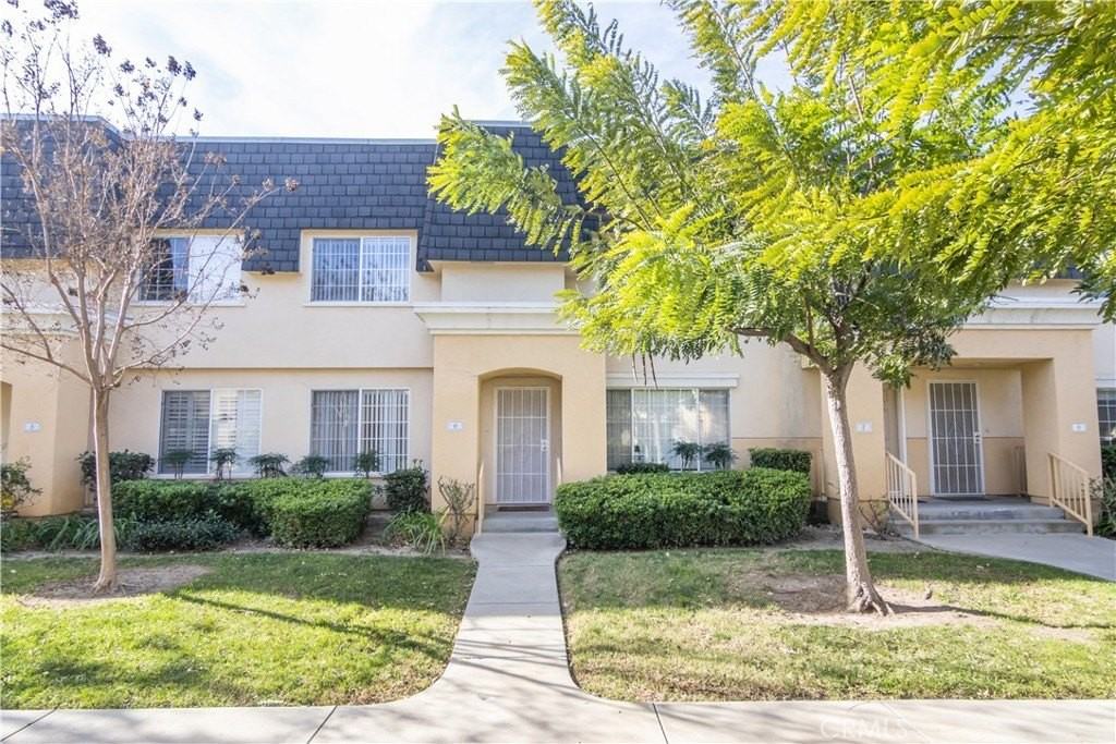 19216 Hamlin St #6 - Photo 2 of 20