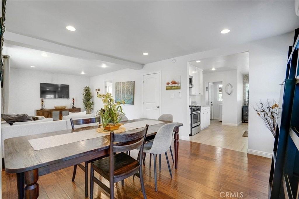 1301 S Hudson Ave - Photo 7 of 38