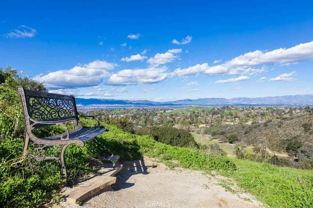 20900 Bandera St - Photo 2 of 25