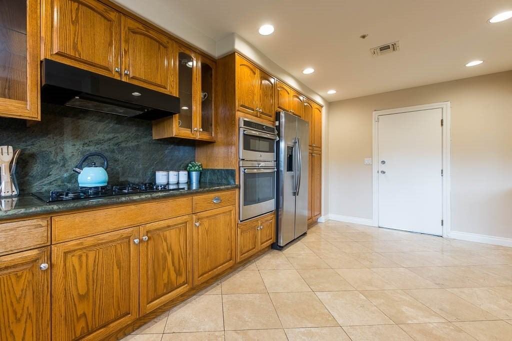 20900 Bandera St - Photo 6 of 25