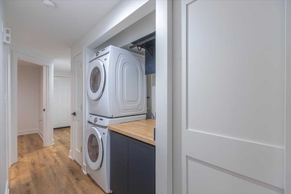 1732 W Beach Ave #G - Photo 4 of 8