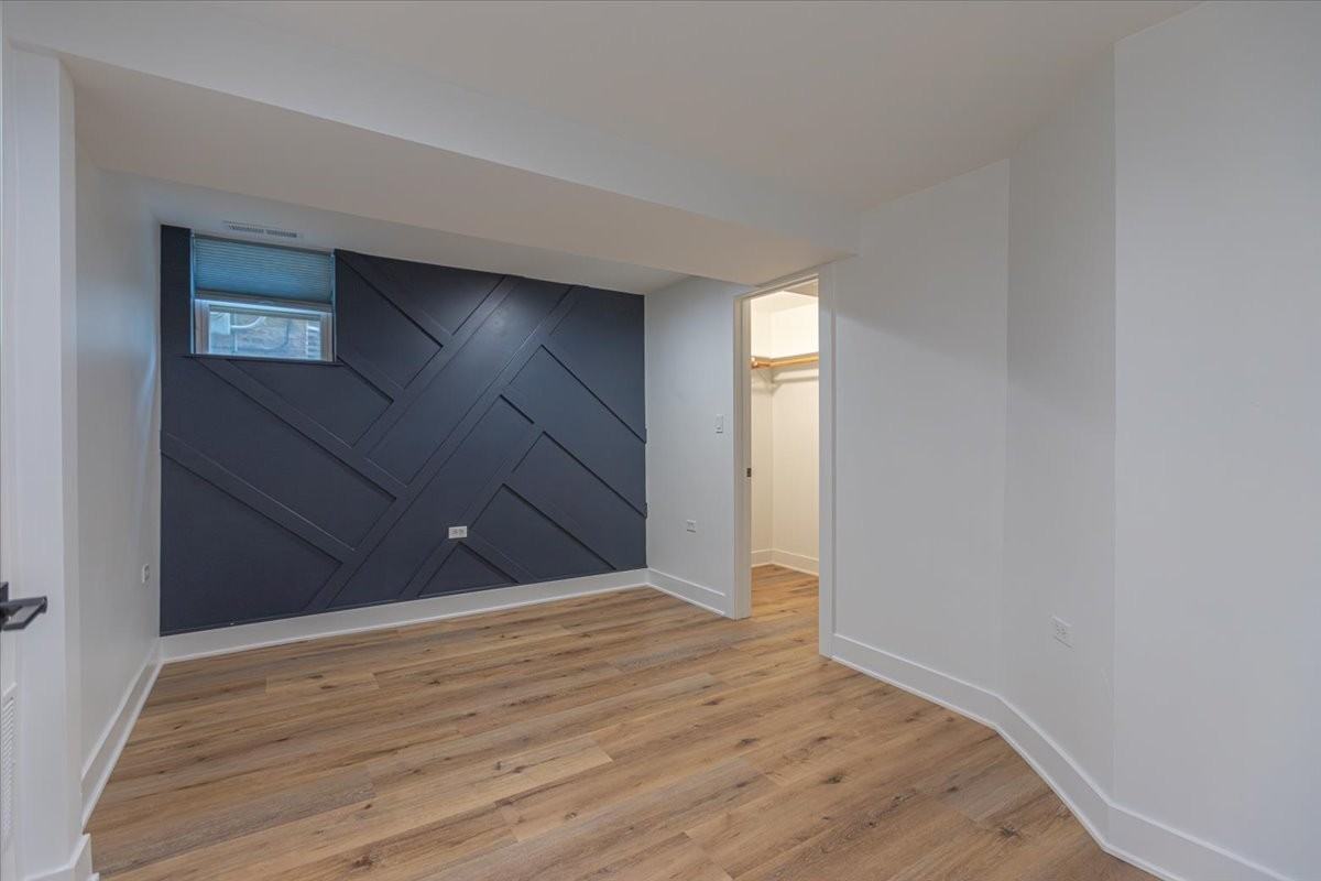 1732 W Beach Ave #G - Photo 6 of 8