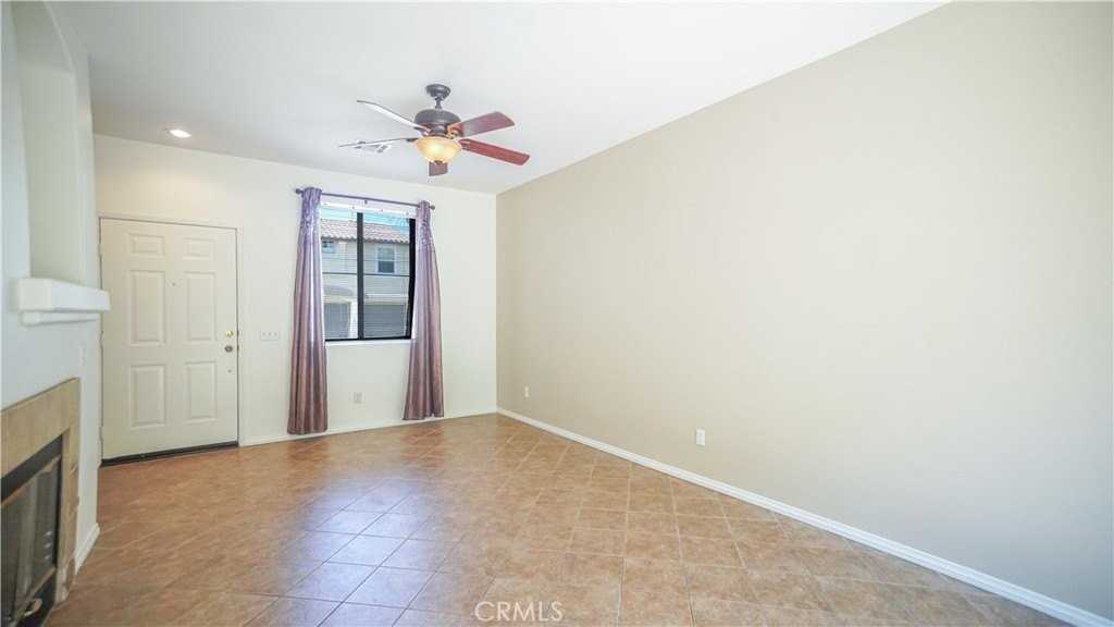 30363 Pelican Bay #E - Photo 5 of 17