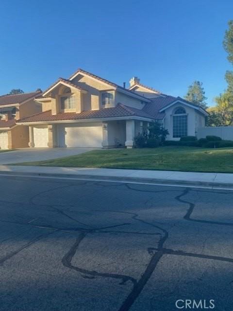 42075 Avenida Vista Ladera