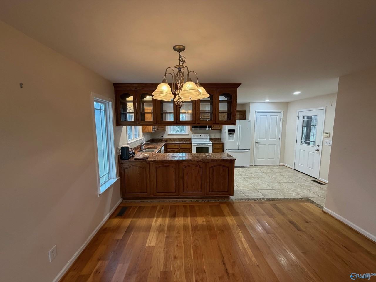 542 Holmes Drake Rd - Photo 5 of 24