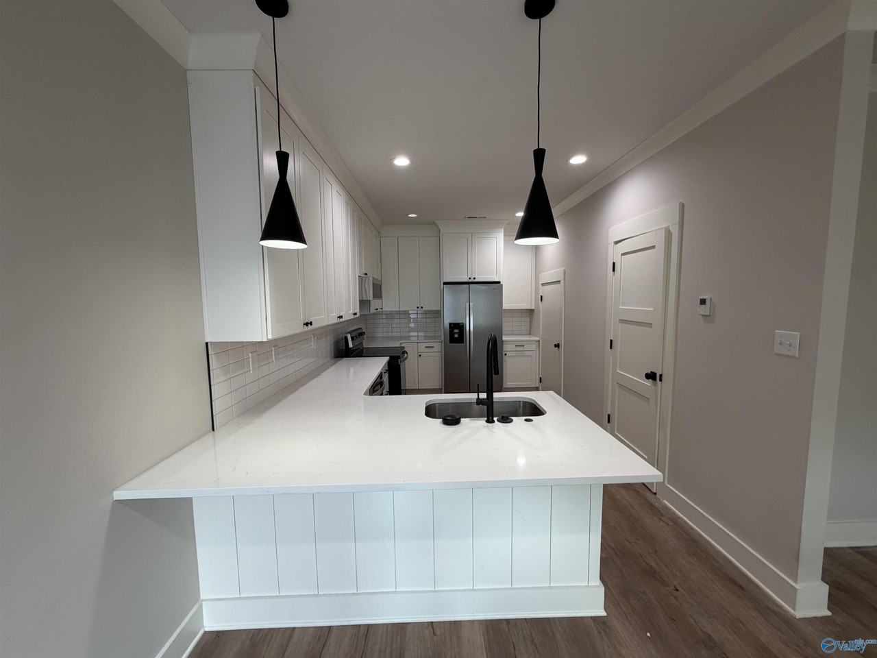 14 Walnut St Ne - Photo 4 of 23