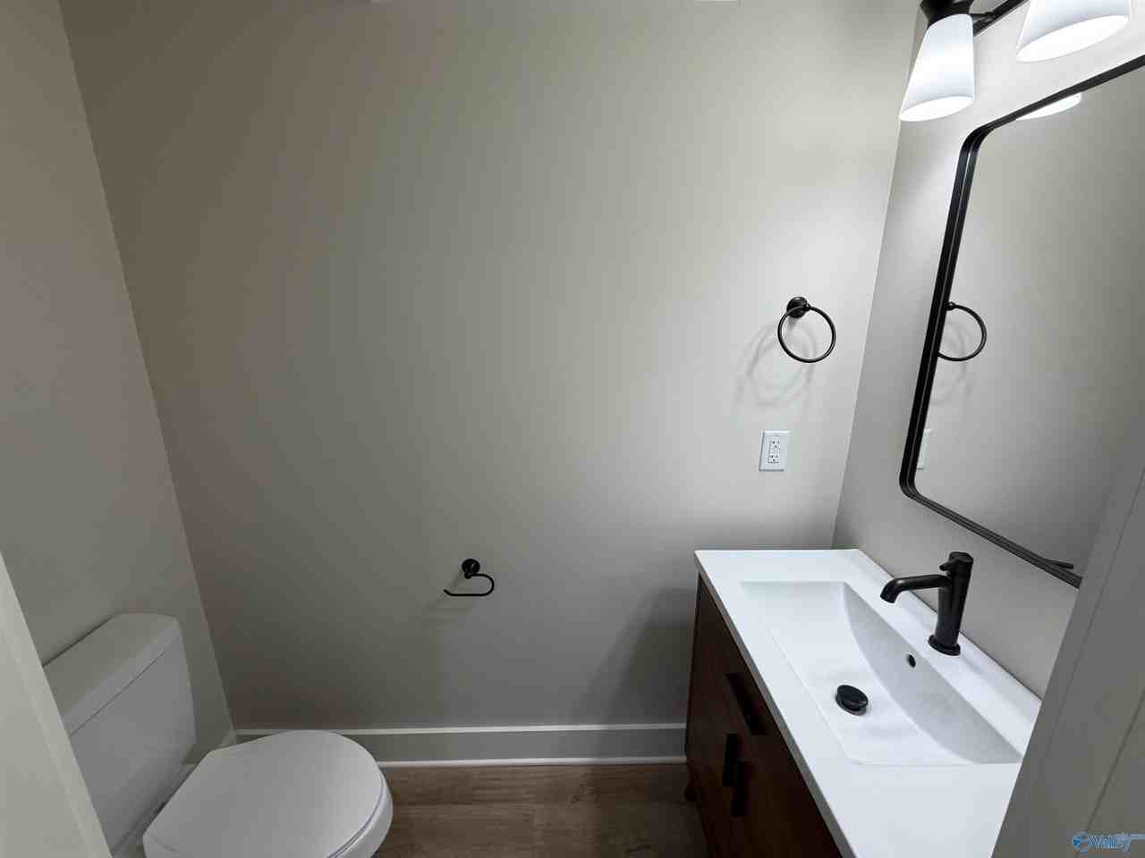 14 Walnut St Ne - Photo 7 of 23