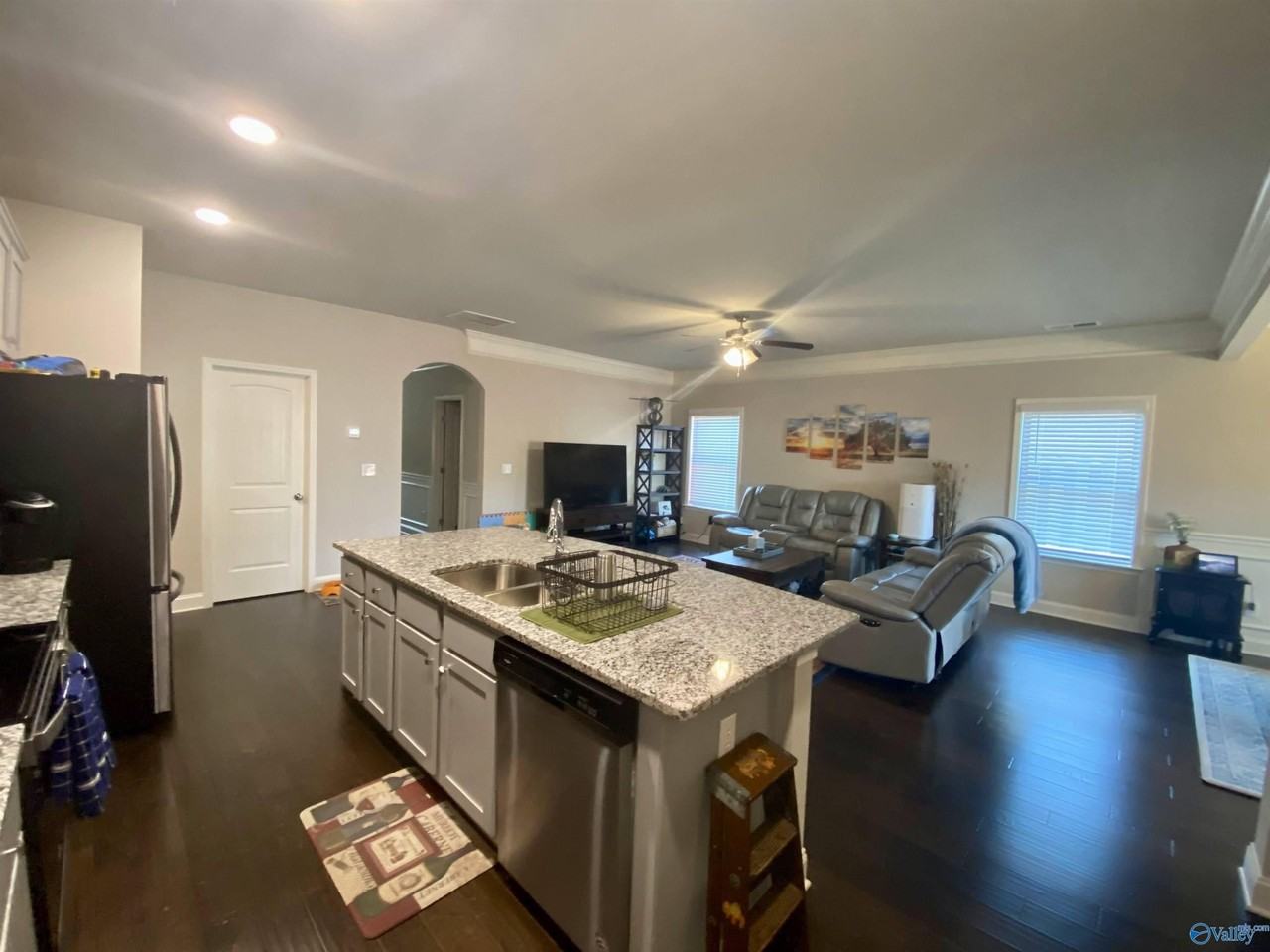 8346 Anslee Way Nw - Photo 6 of 22