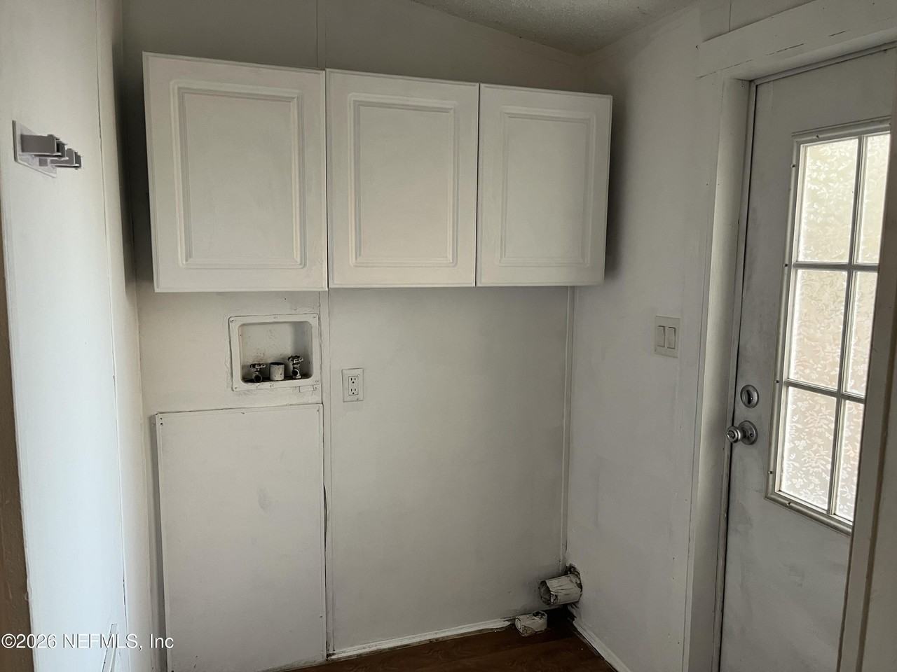 2065 Candlewood Ct - Photo 7 of 20