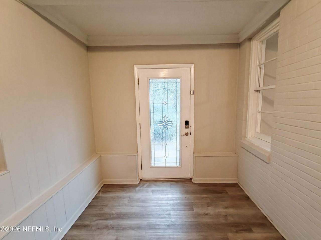 1447 Lawrence Pl - Photo 4 of 45