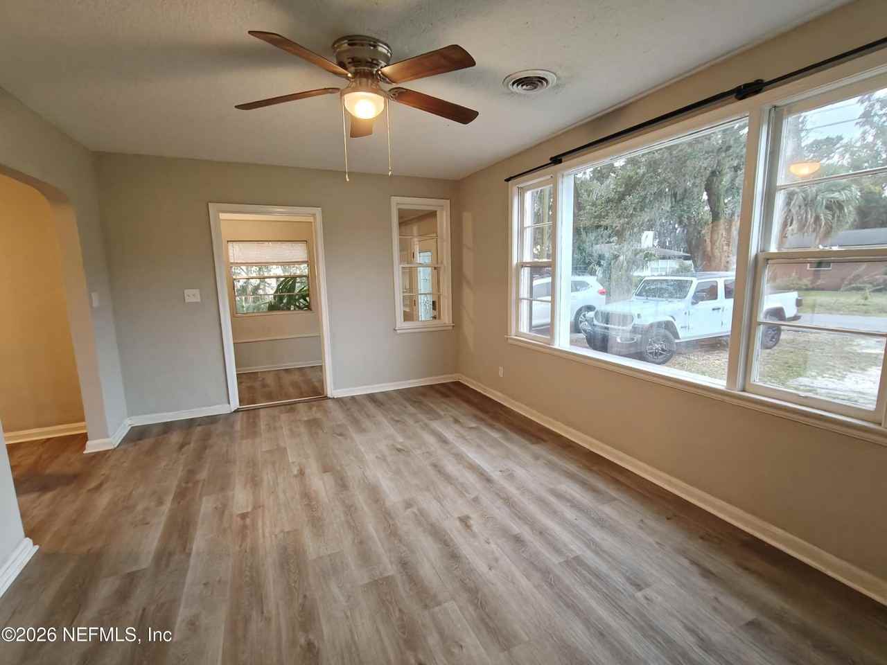 1447 Lawrence Pl - Photo 6 of 45