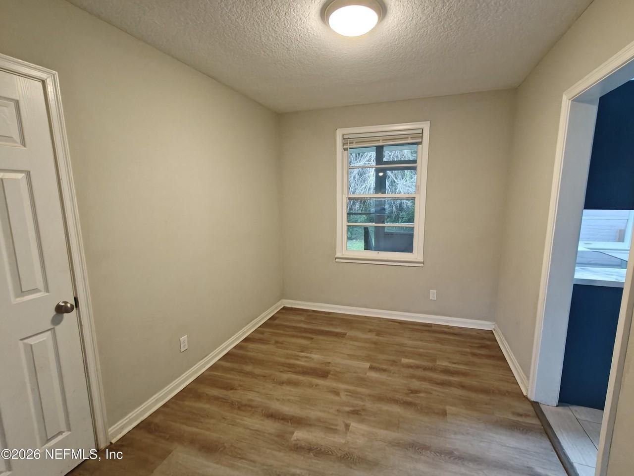 1447 Lawrence Pl - Photo 7 of 45