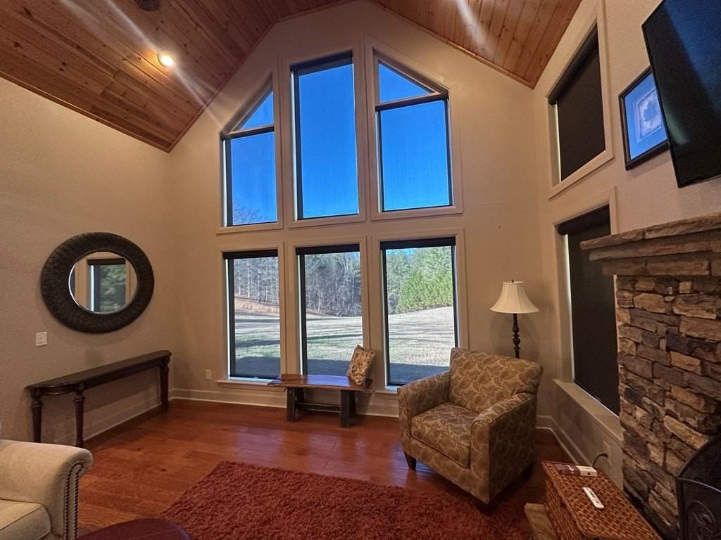 164 Sager Ln - Photo 6 of 34