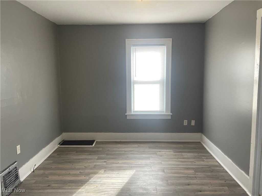 1365 East Ave Unit 1 #1 - Photo 4 of 13