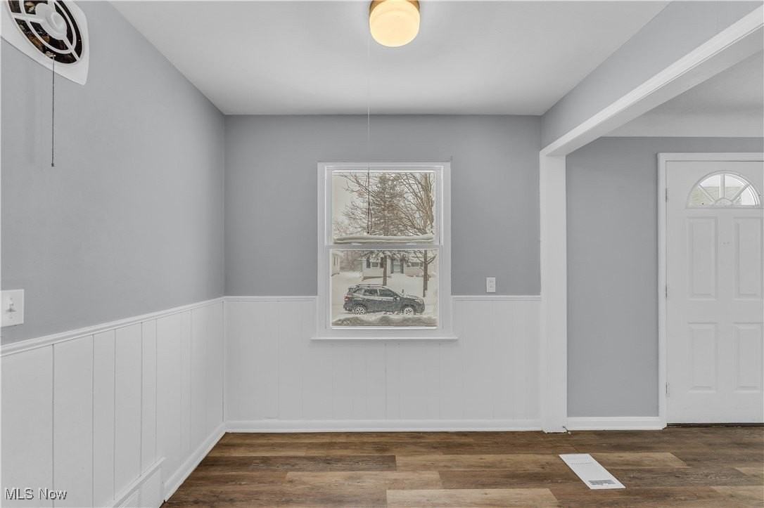 15304 Benhoff Dr - Photo 6 of 26