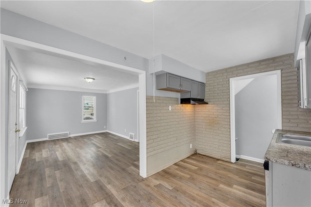 15304 Benhoff Dr - Photo 7 of 26