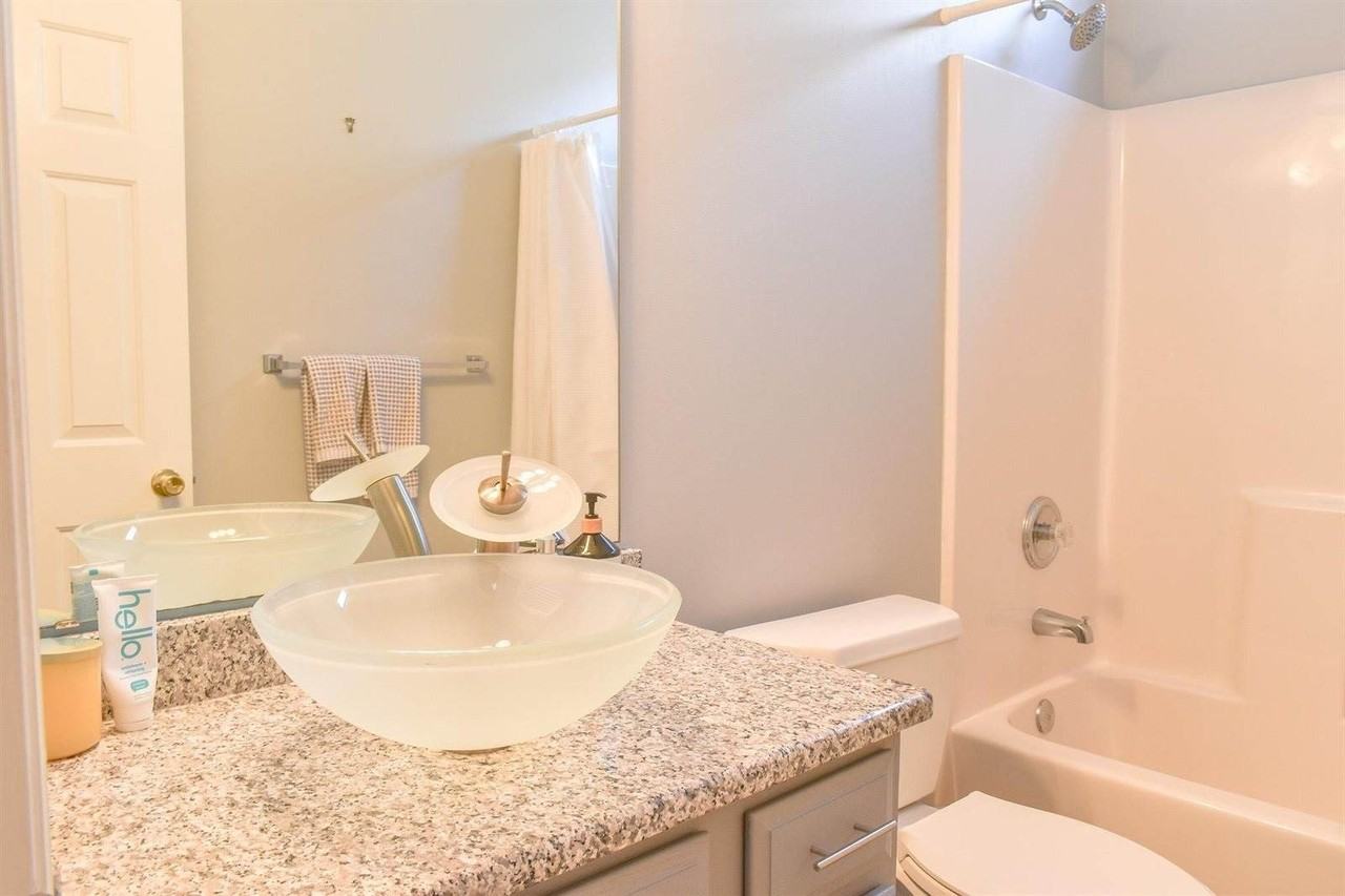 1670 Sedgefield Dr - Photo 6 of 14