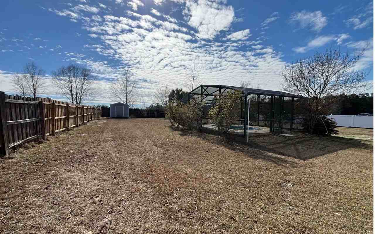 208 Se Lindale Gln - Photo 2 of 15