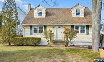 featured image of 183 Dow Ave