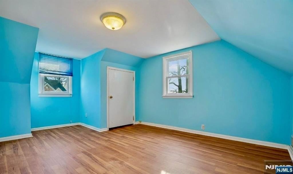 183 Dow Ave - Photo 7 of 12