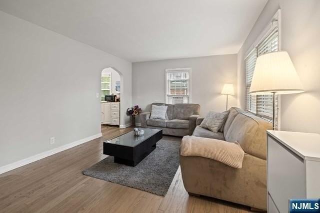 13-08 Plaza Rd - Photo 3 of 31