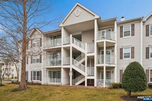 featured image of 495 Witney Ct