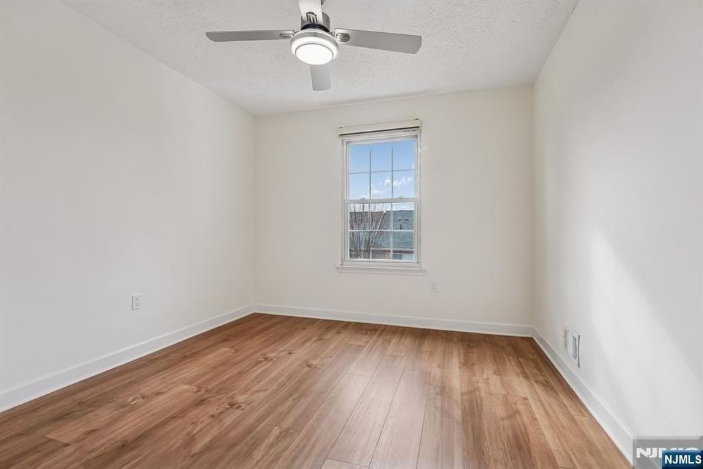 495 Witney Ct - Photo 5 of 11