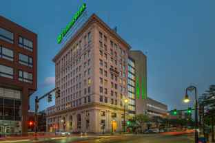 875 Elm St #206 - Photo 1 of 1