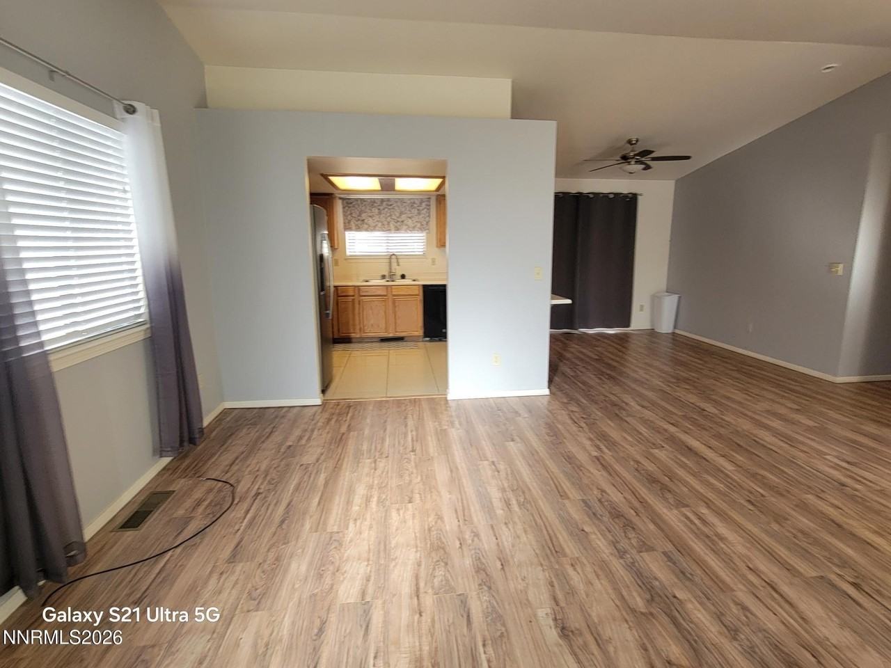 404 Kathy Ave - Photo 3 of 18