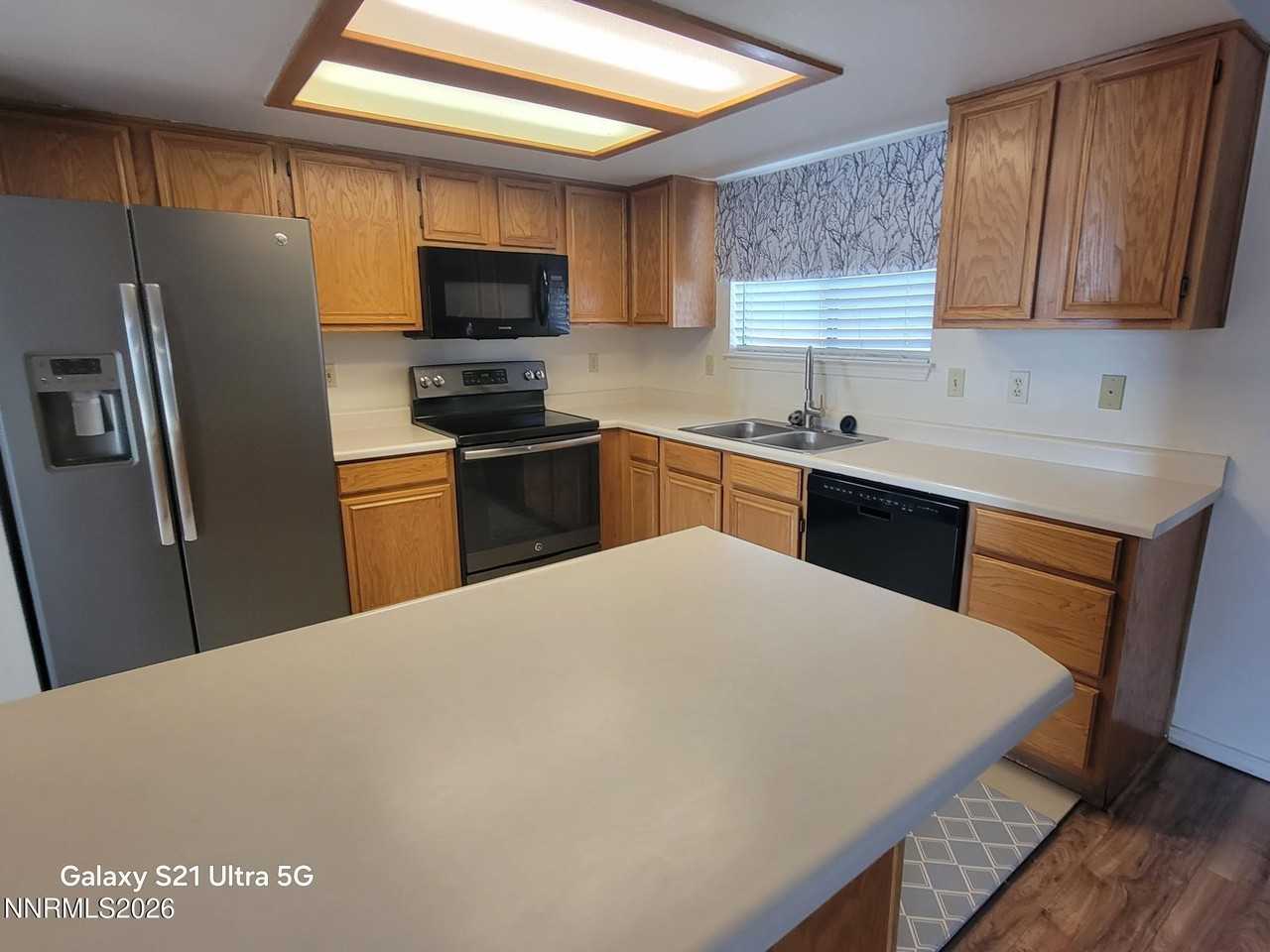 404 Kathy Ave - Photo 5 of 18