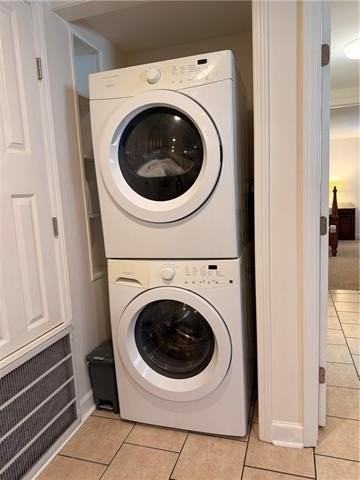 6029 Hurst St - Photo 5 of 14