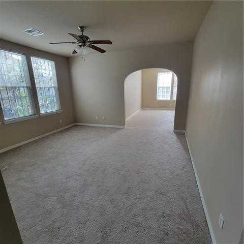 4009 Elba St - Photo 4 of 11