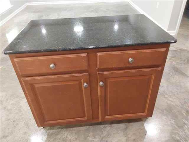 2507 Bartolo St - Photo 6 of 28